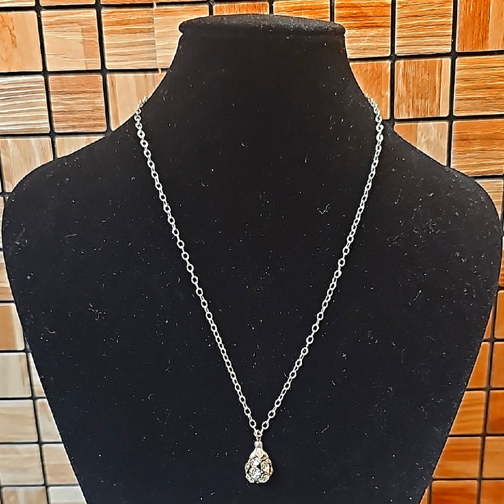 Elegant Sterling Silver Necklace with Teardrop Crystal Pendant